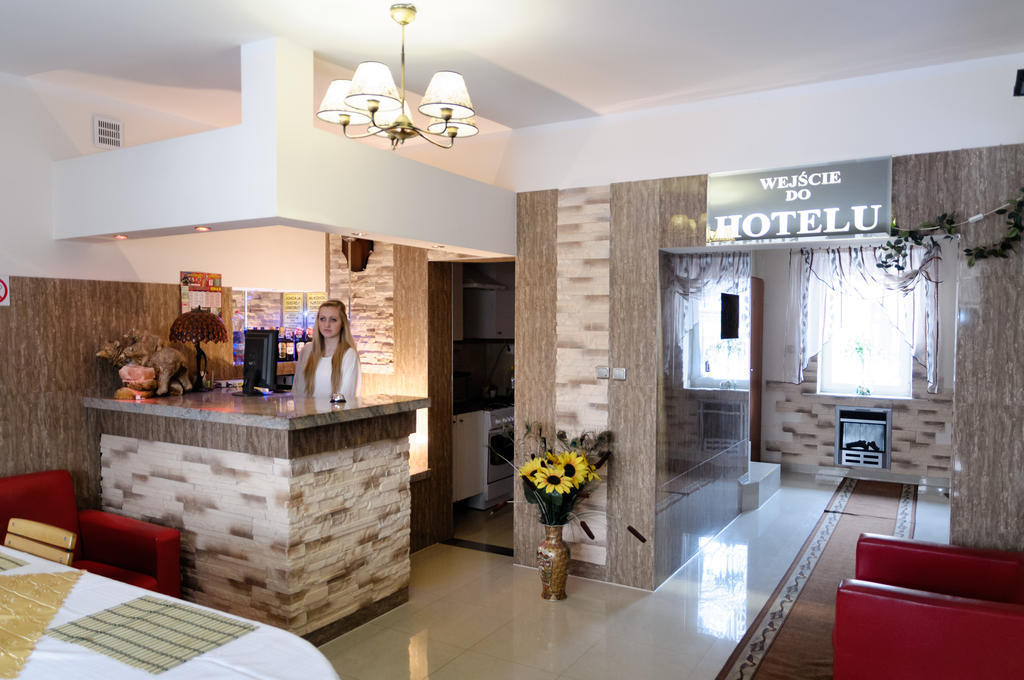 Hotelik Niedzwiadek Radzyn Podlaski Exterior photo